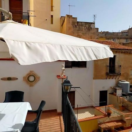 Casa Vacanza "Il Cortiletto" شاكا المظهر الخارجي الصورة
